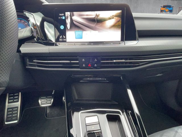 Golf VIII Variant R-Line 1.5 eTSI DSG Bluetooth