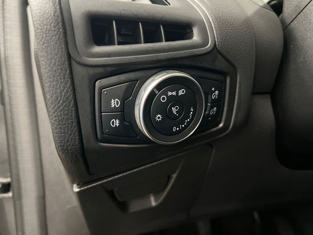 Ford FOCUS TURNIER BUSINESS/ 96.tKM/ GARANTIE/ NAVI/ Ford FOCUS TURNIER BUSINESS/ 96.tKM/ GARANTIE/ NAVI/