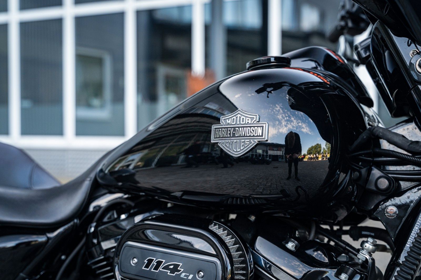 Fahrzeugabbildung Harley-Davidson STREET GLIDE SPECIAL 114 CUI - JEKILL & HYDE -