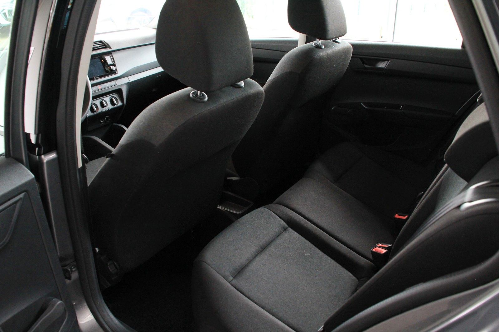 Fahrzeugabbildung SKODA Fabia Combi Active