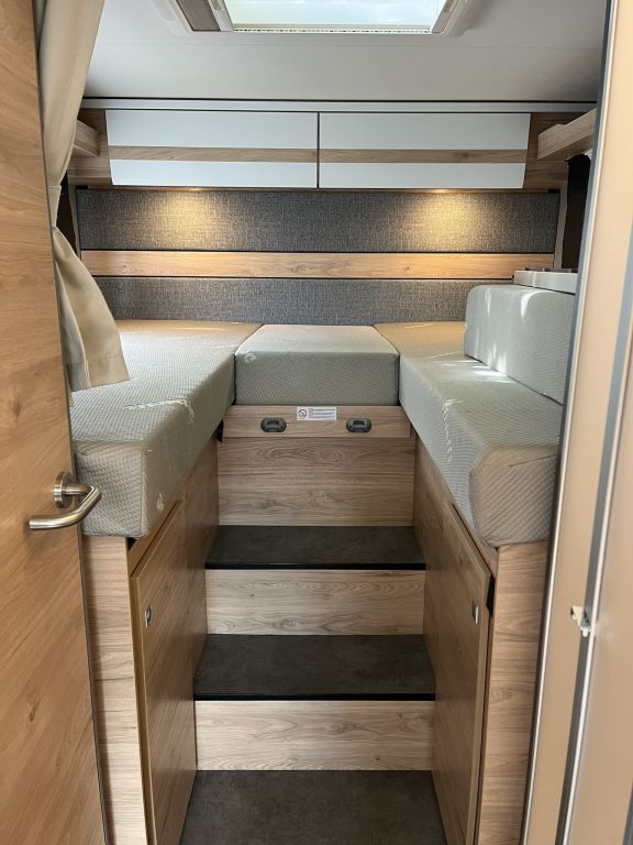 Dethleffs, Just Camp T 7052 EB FamilyPaket+Hubbett