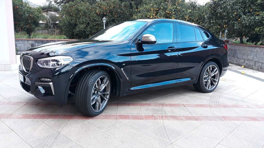 Image of BMW X4