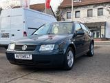 Volkswagen Bora 2.0 Auto  Edition TÜV/AU NEU - Volkswagen Bora: 2.0
