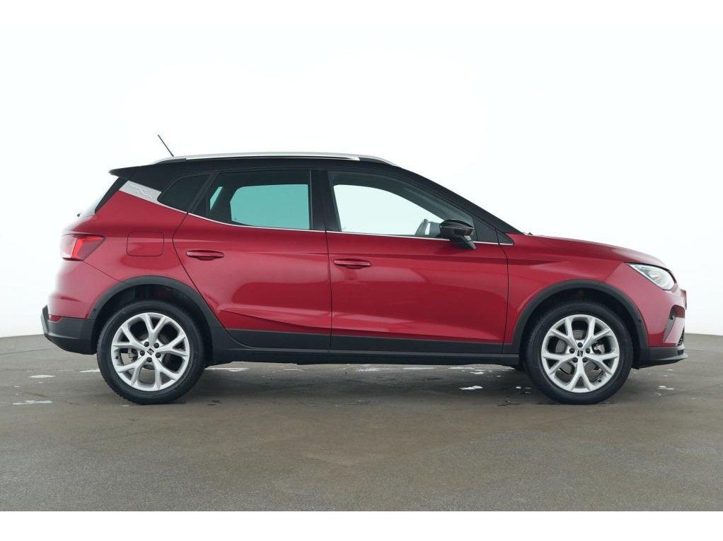 Fahrzeugabbildung SEAT Arona FR TSI DSG*Navi*Cam*LED*PDC*Sitzhzg*ACC*