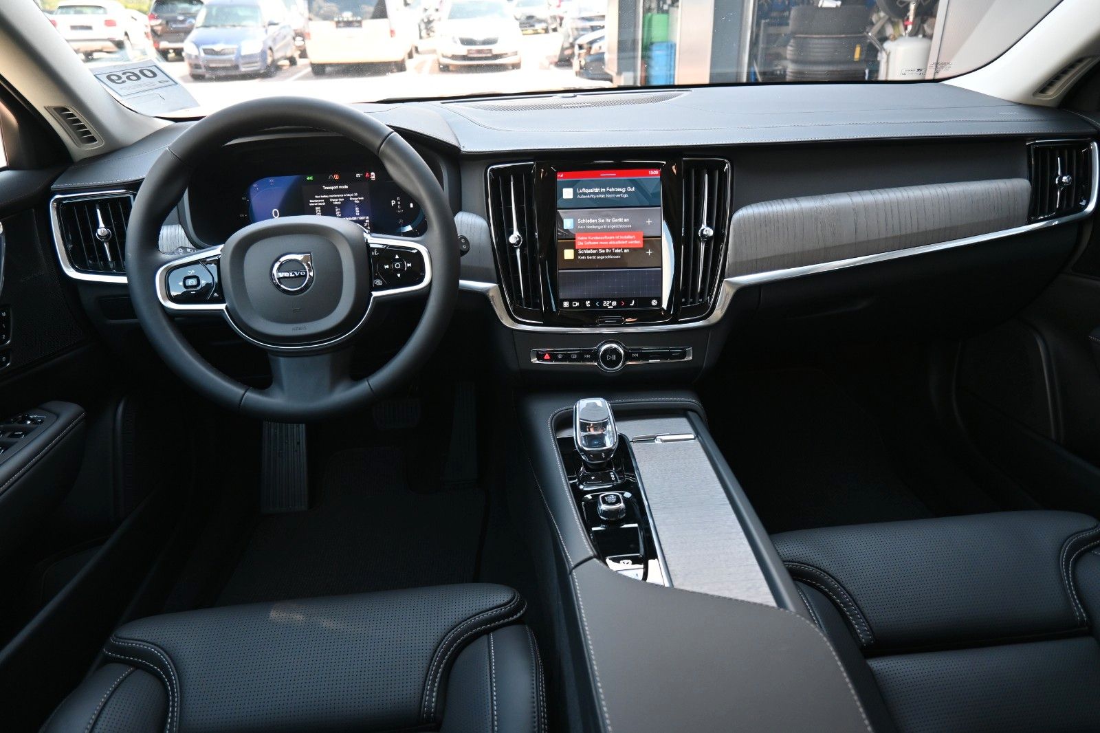 Fahrzeugabbildung Volvo V90 B4 D AWD Cross Country *Pano*STDHZG*ACC