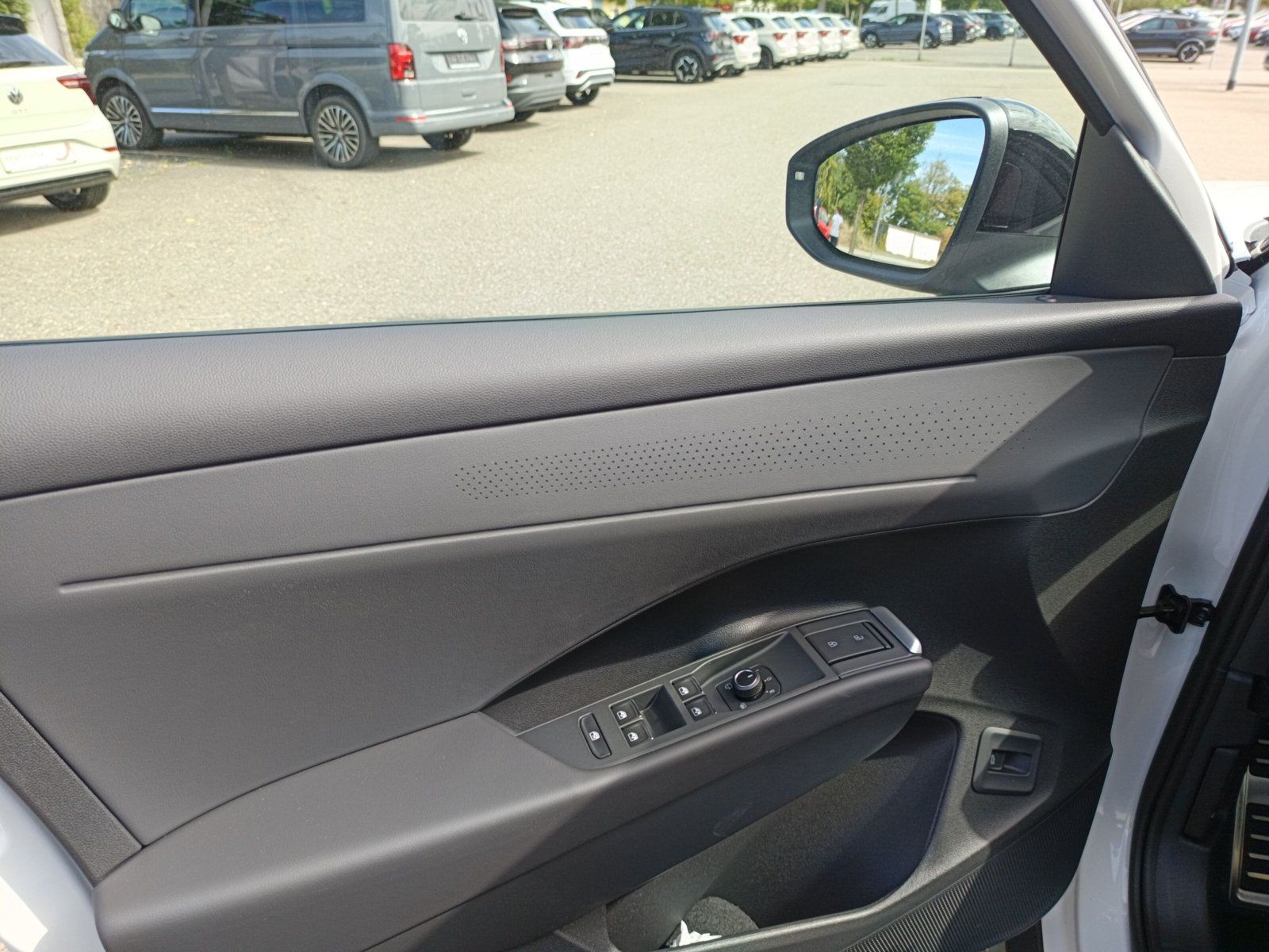 Volkswagen T-Roc - Bild 16