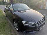 Audi A3 Cabriolet 1.8 Tfsi Autom. Ambiente Leder Navi - Audi A3: Schwarz, Cabrio