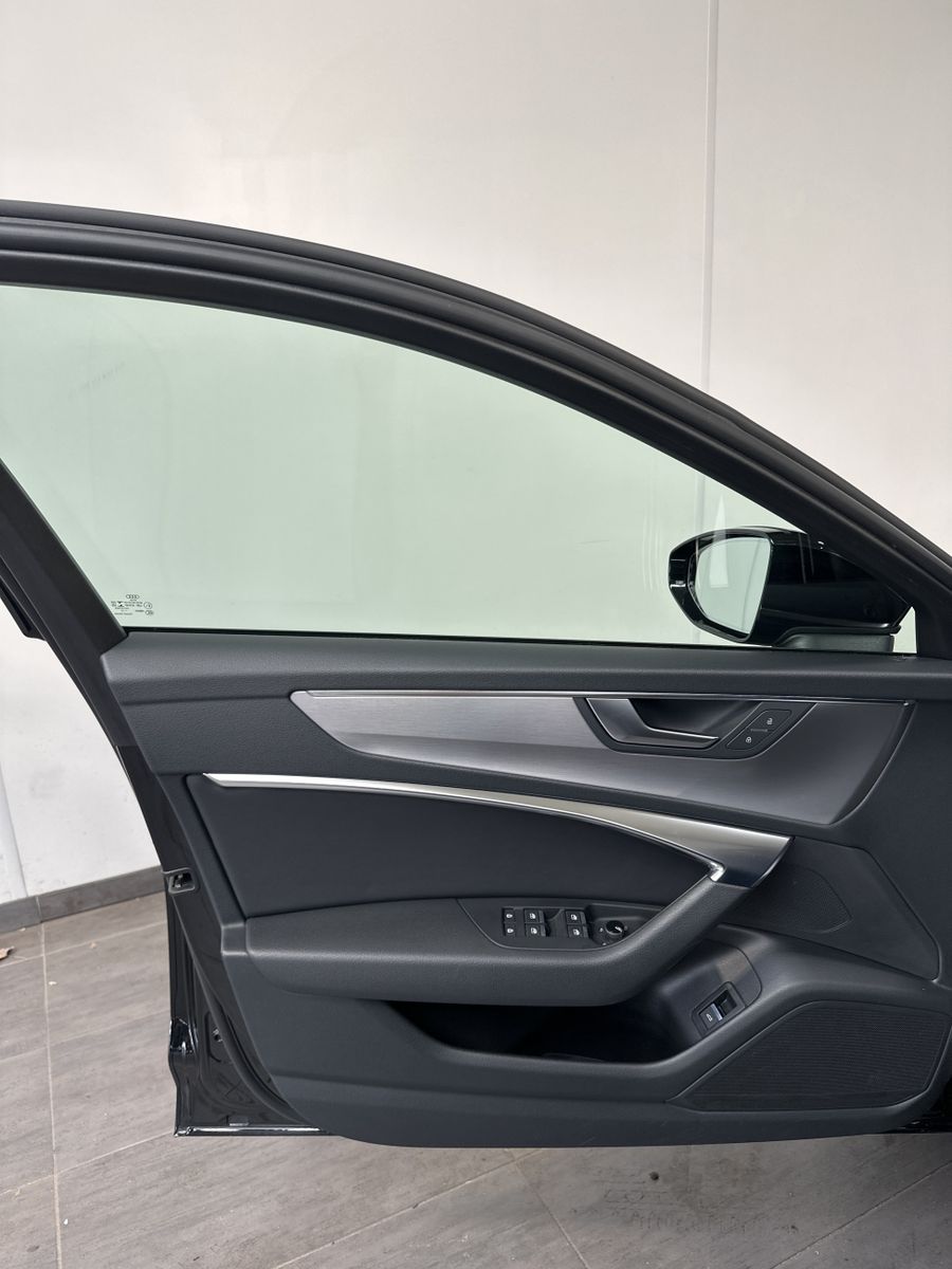 Fahrzeugabbildung Audi A6 Avant 45 TDI Qu S-Line NAV+LED+ACC+19ZOLL+VC
