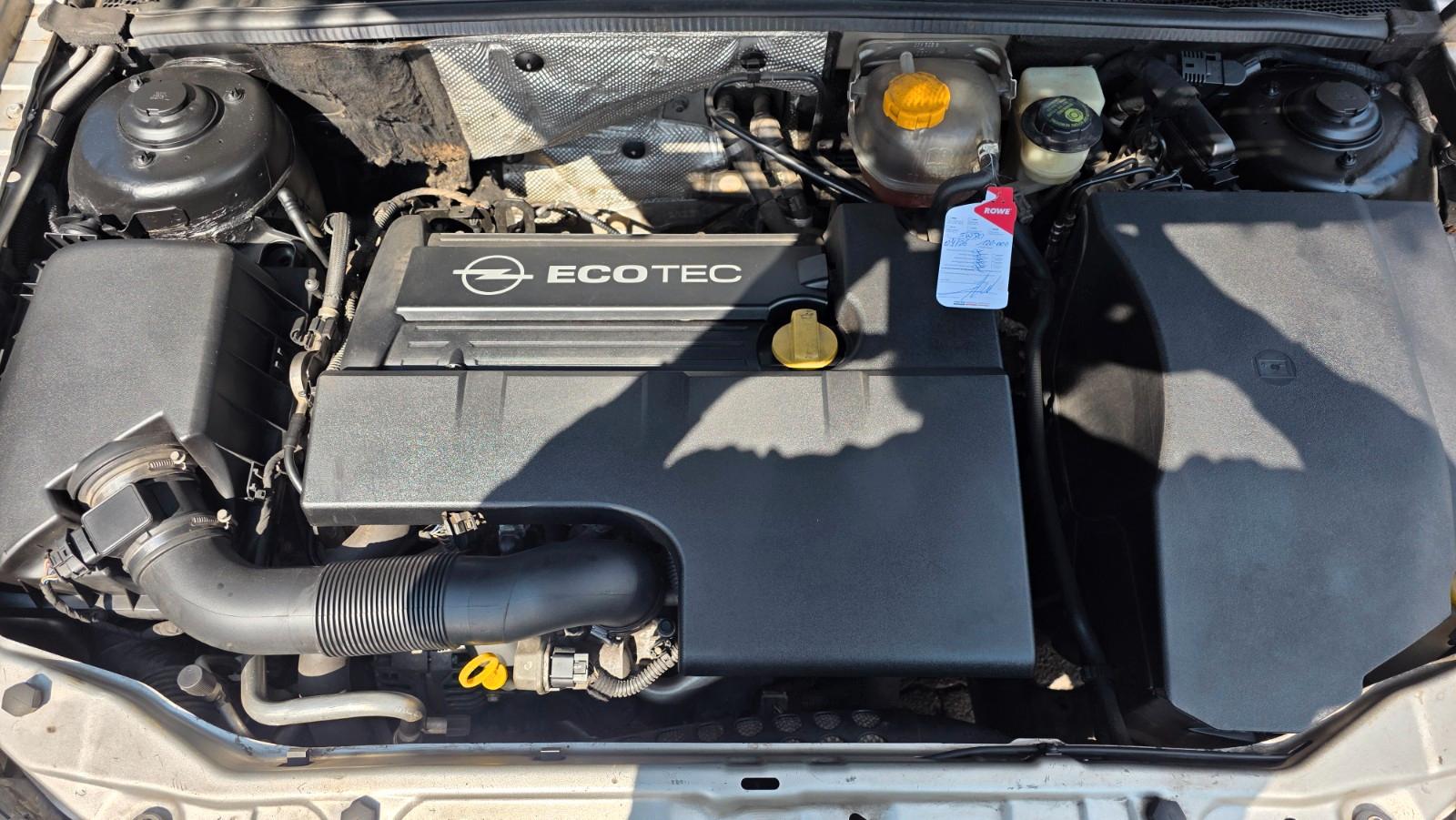 Opel Vectra 2004 — photo 10