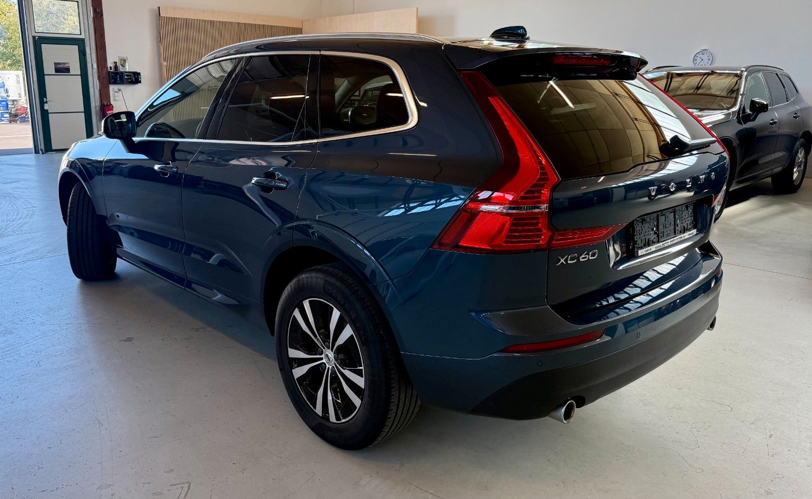 Volvo XC 60 XC60 Momentum Pro 2WD imagem 3