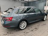 Skoda Superb 1.4 TSI iV DSG L&K COMBI L&K - Skoda Superb in Hannover