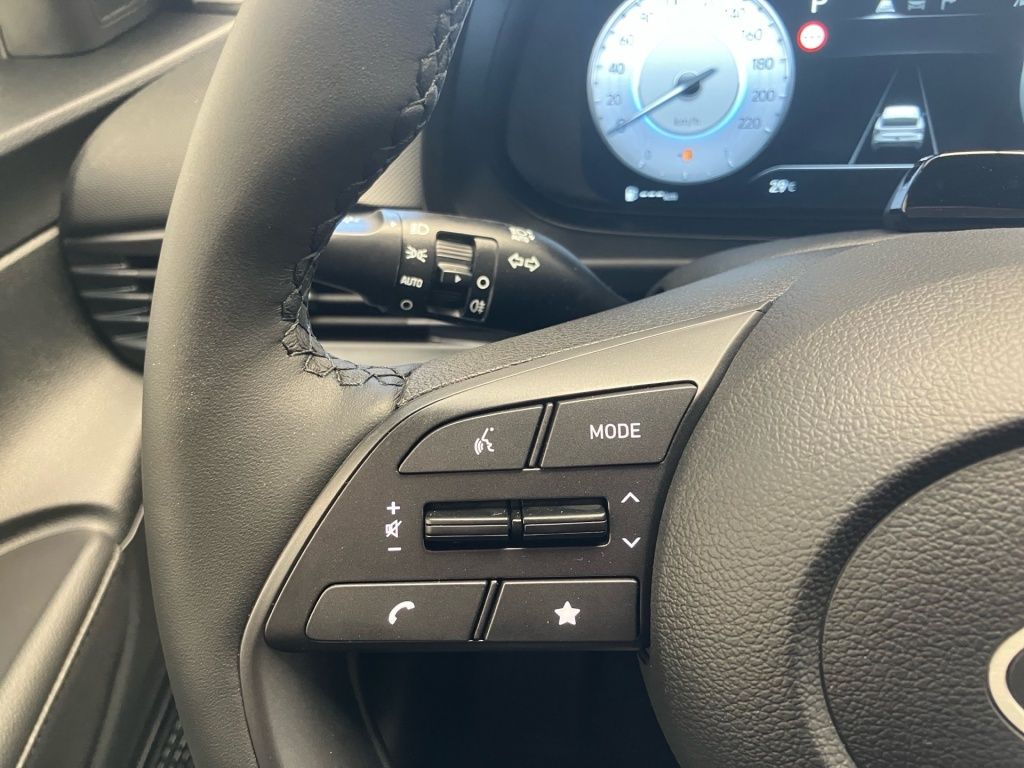 Fahrzeugabbildung Hyundai i20 1.0 T-GDI 7-DCT Prime 4xSHZ AUT HUD LED Navi