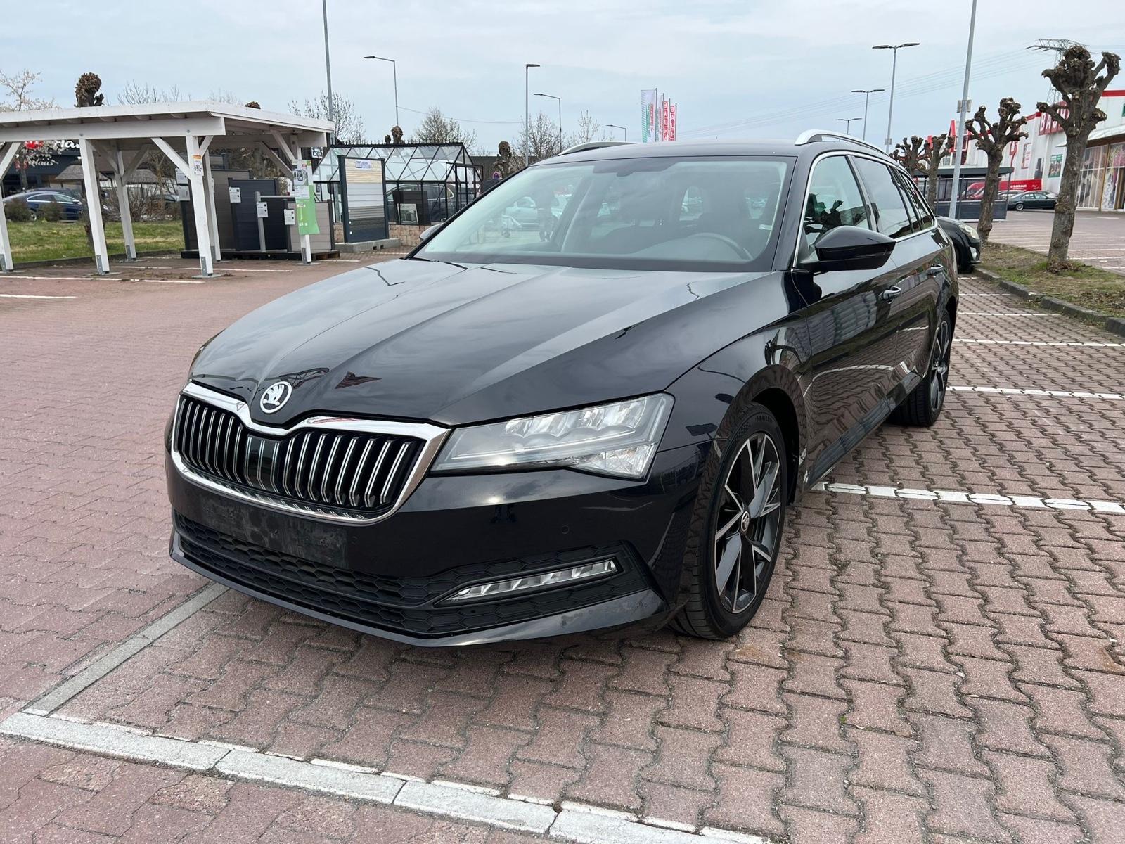 Skoda Superb 2.0 TDI DSG Sportline Nav LED Kamera