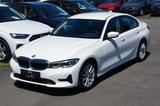 BMW 330e Advantage Lim*NAV*LED*LIVE*AMBIENTE*CARPLAY - BMW 3er Reihe Plug-in Hybrid (PHEV) Gebrauchtwagen