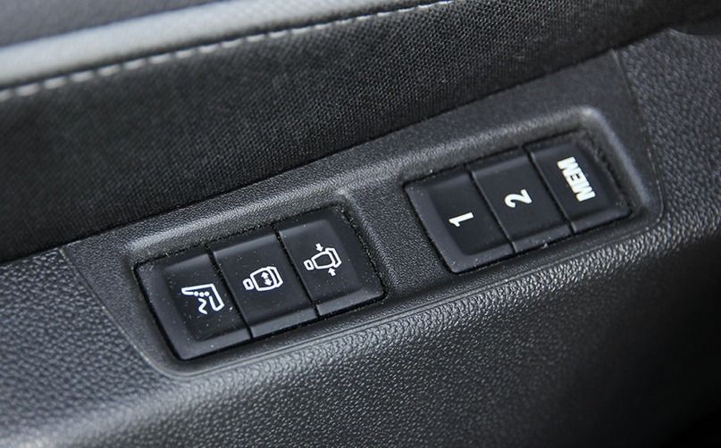 Fahrzeugabbildung Opel Astra K 1.4 INNOVATION LEDER MASSAGE LED KAMERA