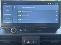 Fahrzeugabbildung Citroën Berlingo 1.5 Max XL HDI 130 EAT8 NAVI Kamera