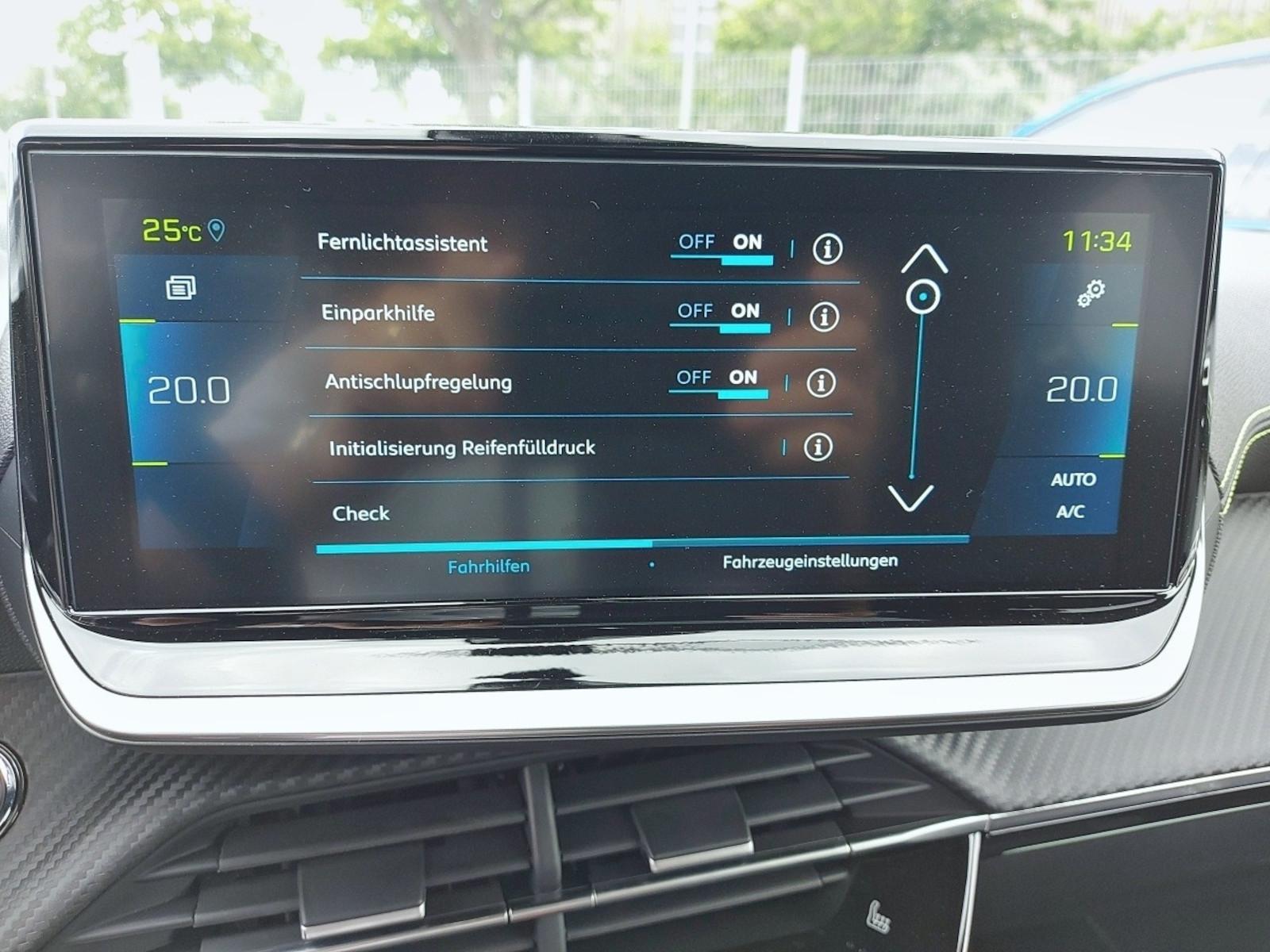 Peugeot e-2008 GT Pack 136