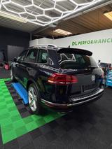 Volkswagen Touareg 3.0 V6 TDI SCR Exclusive BMT Terrain... - Volkswagen Touareg in Duisburg