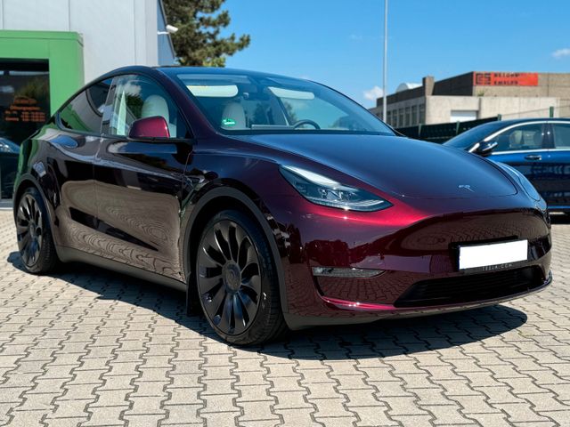 Tesla Model Y Performance  AWD /Midnight Cherry Red