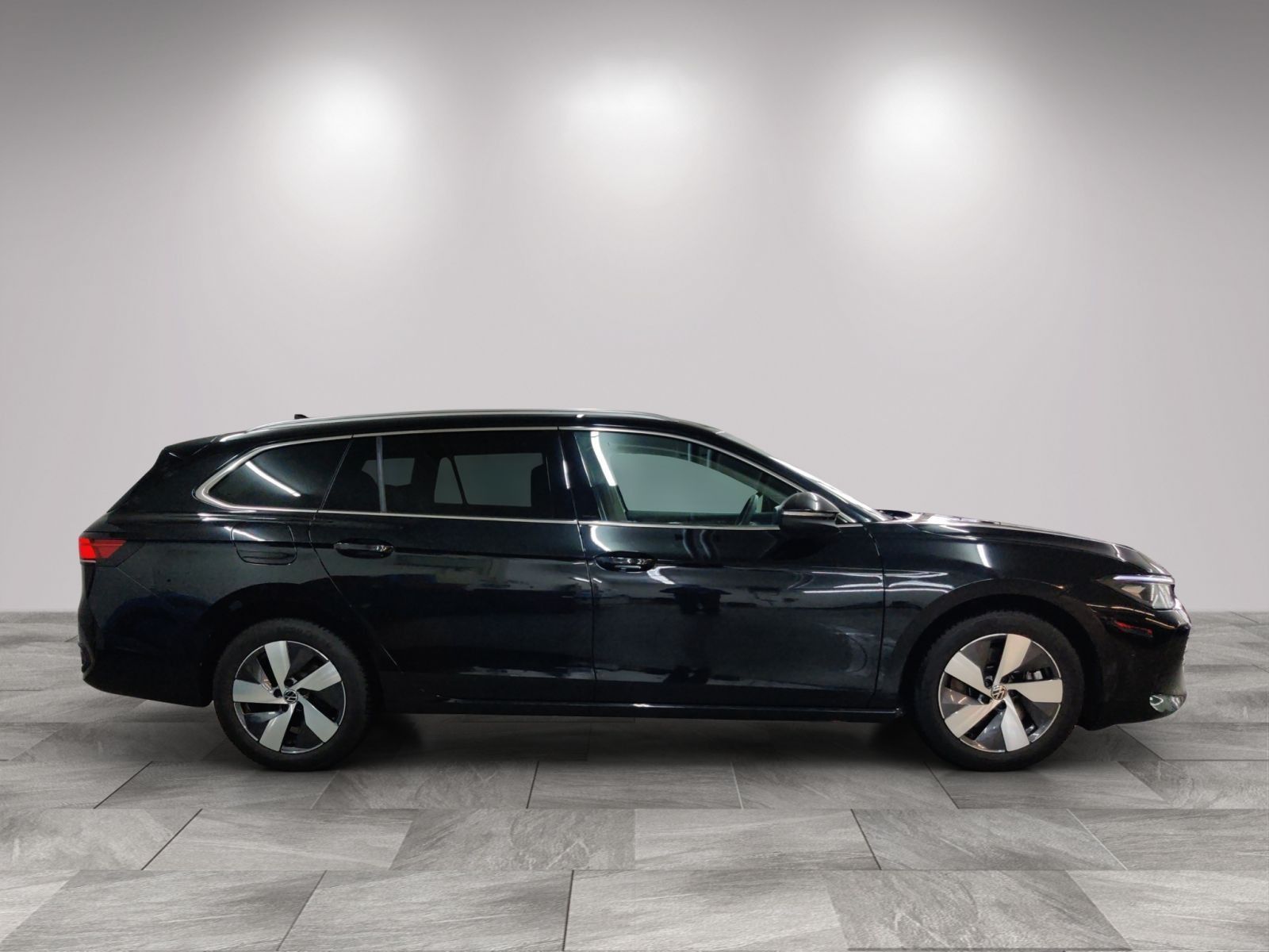 Volkswagen Passat Variant Business 1.5 eHybrid AHK HuD Navi foto 5