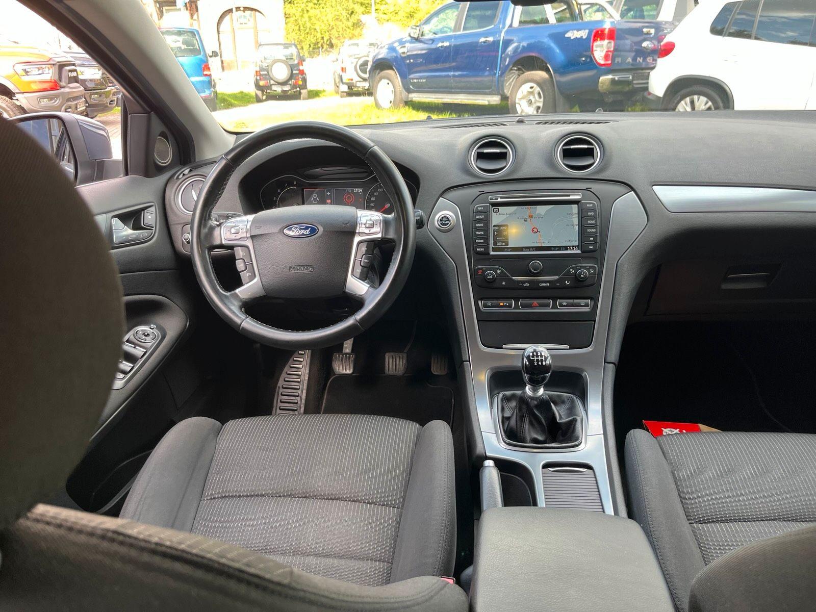 Ford Mondeo 2012 — photo 8