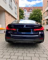 BMW M550i 2021 mit  Garantie, Service ink. & Reifen - blaue BMW 550