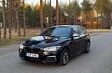 BMW M140i xDrive A - - BMW M140i: 5 Türen
