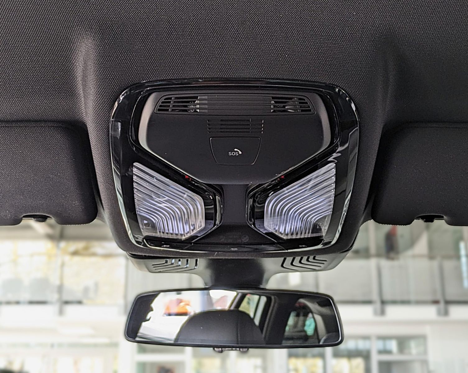 Fahrzeugabbildung BMW 530e M SPORT VIRTUAL HUD NAVI LASER LEDER AHK