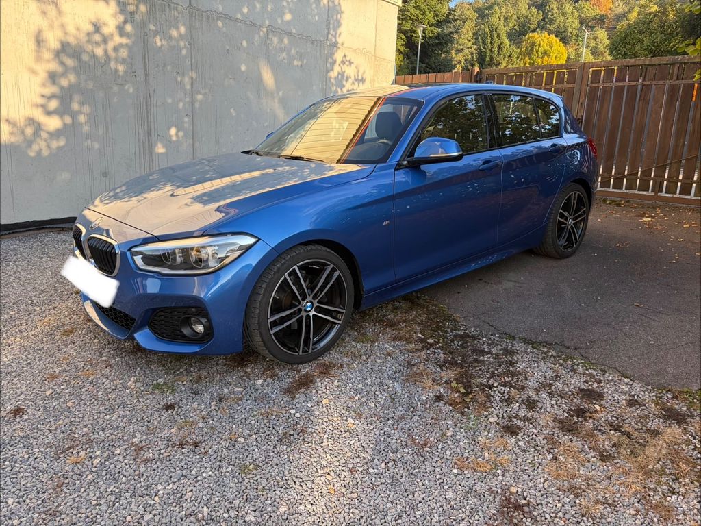 Image of BMW 120