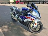 BMW S 1000 RR, neuer Motor, M-Paket-Felgen - Motorräder in Wiesbaden