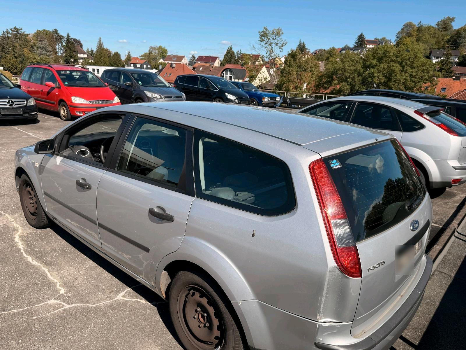 Ford Focus 2005 — photo 10