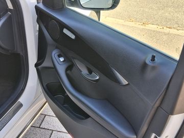 Mercedes C 180 - 9