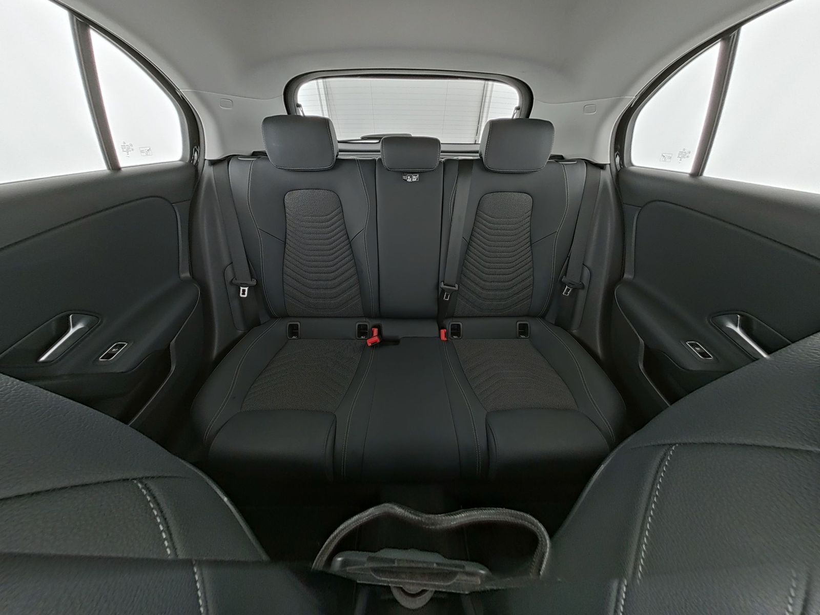 Mercedes-Benz A 180 - Bild 17