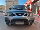Nissan Terrano II 2.7 Tdi 7 posti - Nissan Terrano mit Diesel-Antrieb