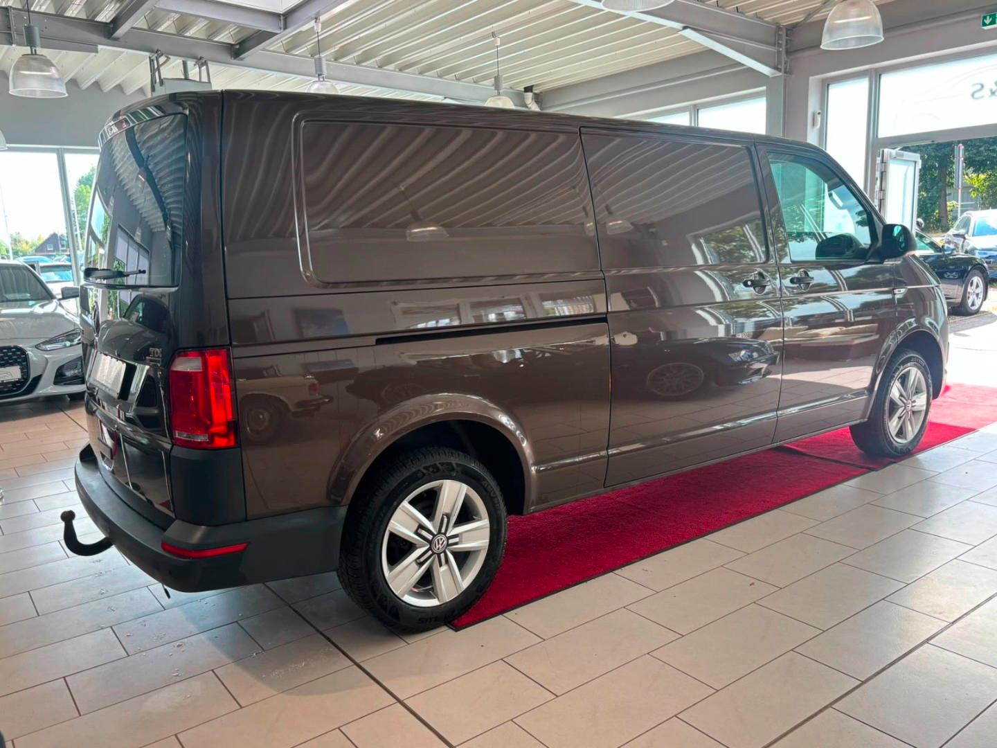 Volkswagen T6 Transporter Kasten lang 4Motion*AHK*Standheiz