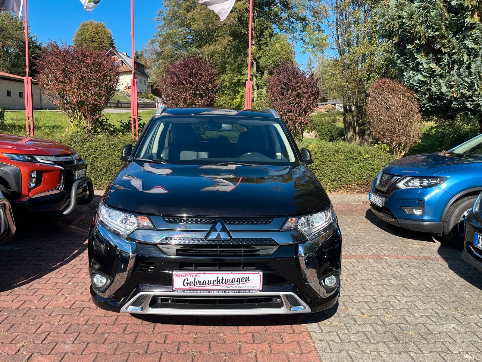 Mitsubishi Outlander PHEV Basis 4WD imagem 2