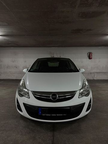 Opel Corsa 1.4 16V Color Edition