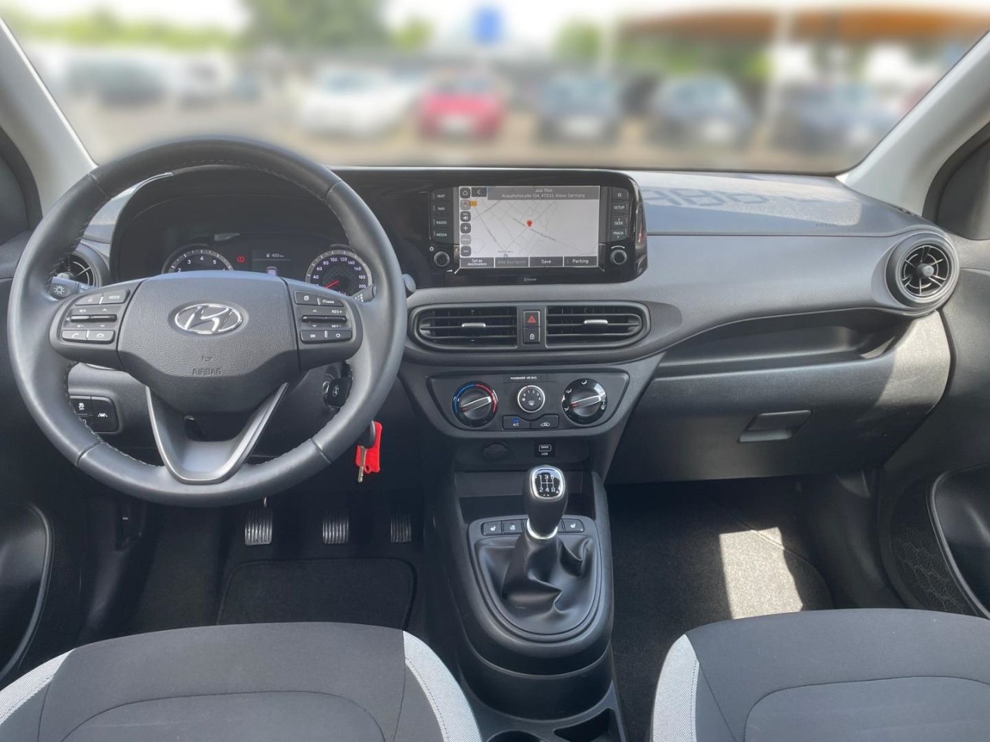Fahrzeugabbildung Hyundai i10 1.2 Intro Edition Navigation Rückfahrkamera