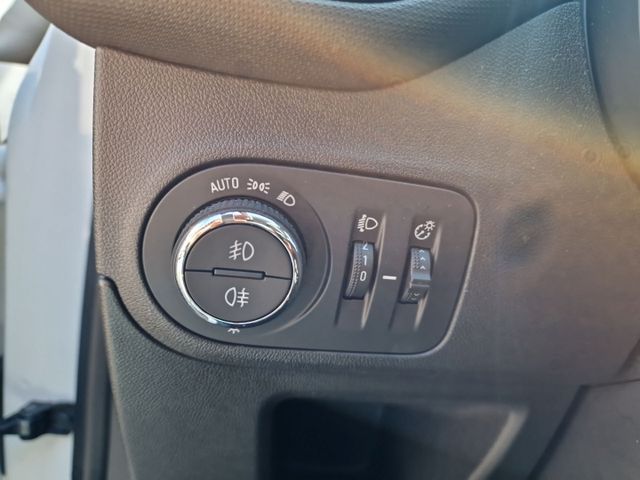 Crossland INNOVATION 1.2 Turbo NAVI ALLWETTER SH