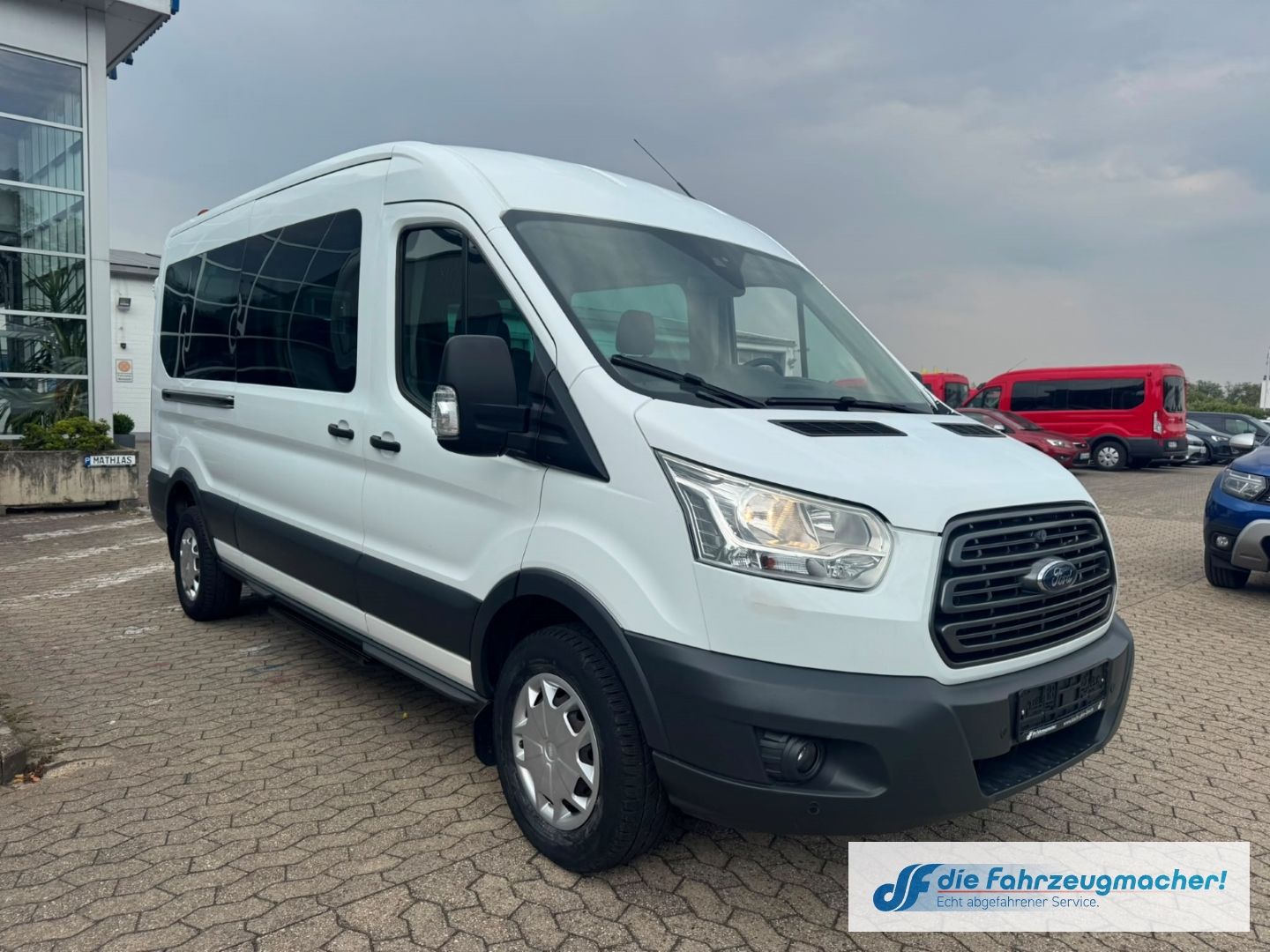 Fahrzeugabbildung Ford Transit Bus 410 L3 Trend Spurhalteass. Temp *EXP
