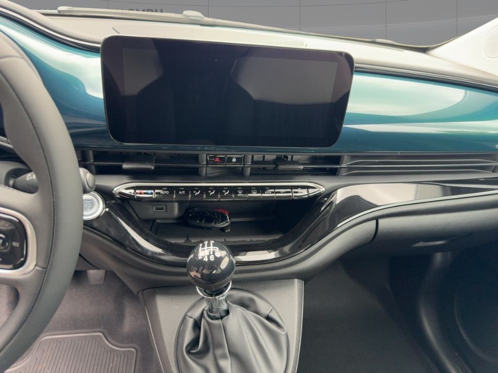 Fahrzeugabbildung Fiat 500 Hybrid Limousine ICON, K-Paket,Rückfahrkamer