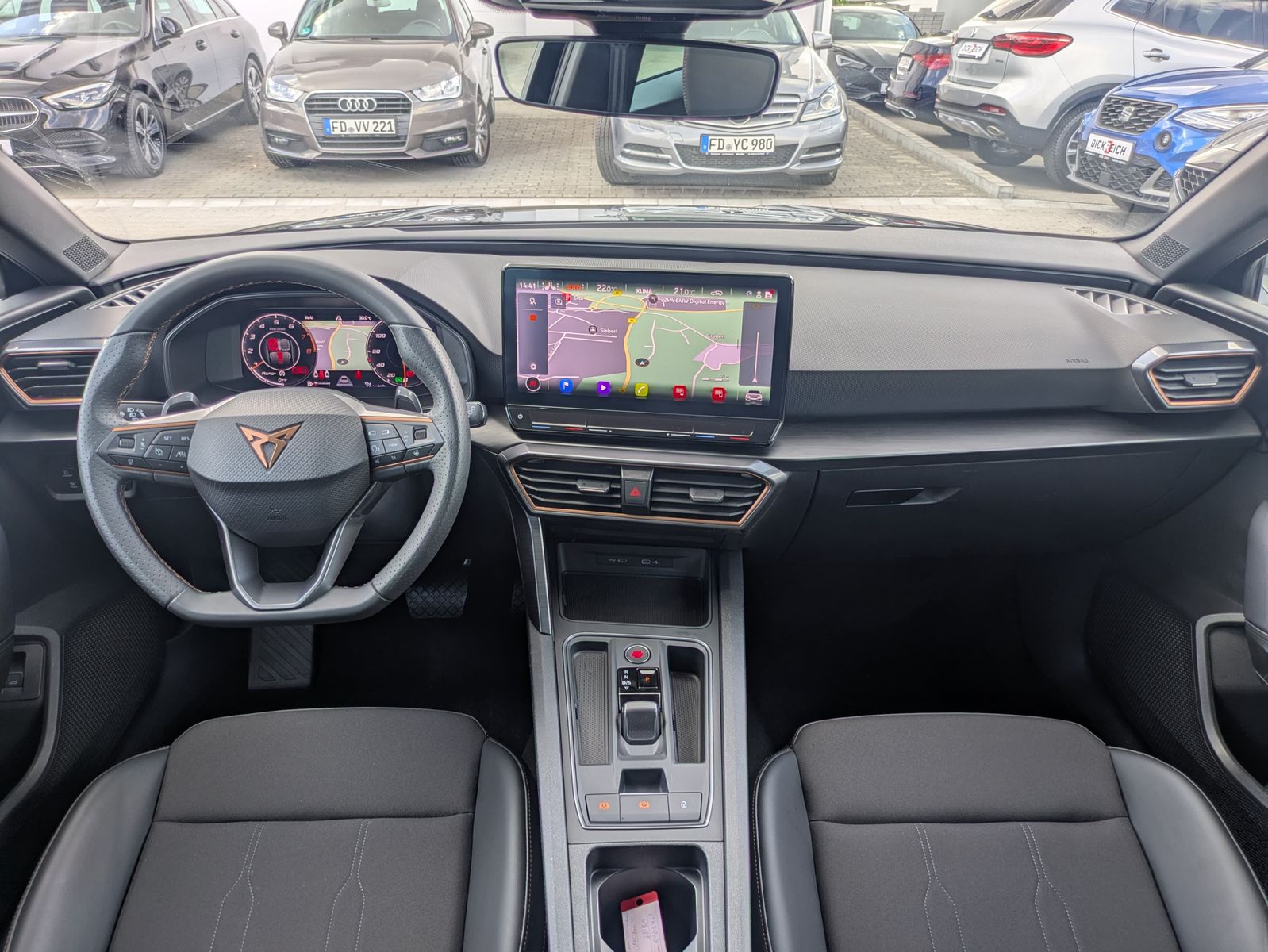 Fahrzeugabbildung CUPRA Leon 1.5 eTSI DSG MATRIX-LED*ACC*AHK*KAMERA*18"