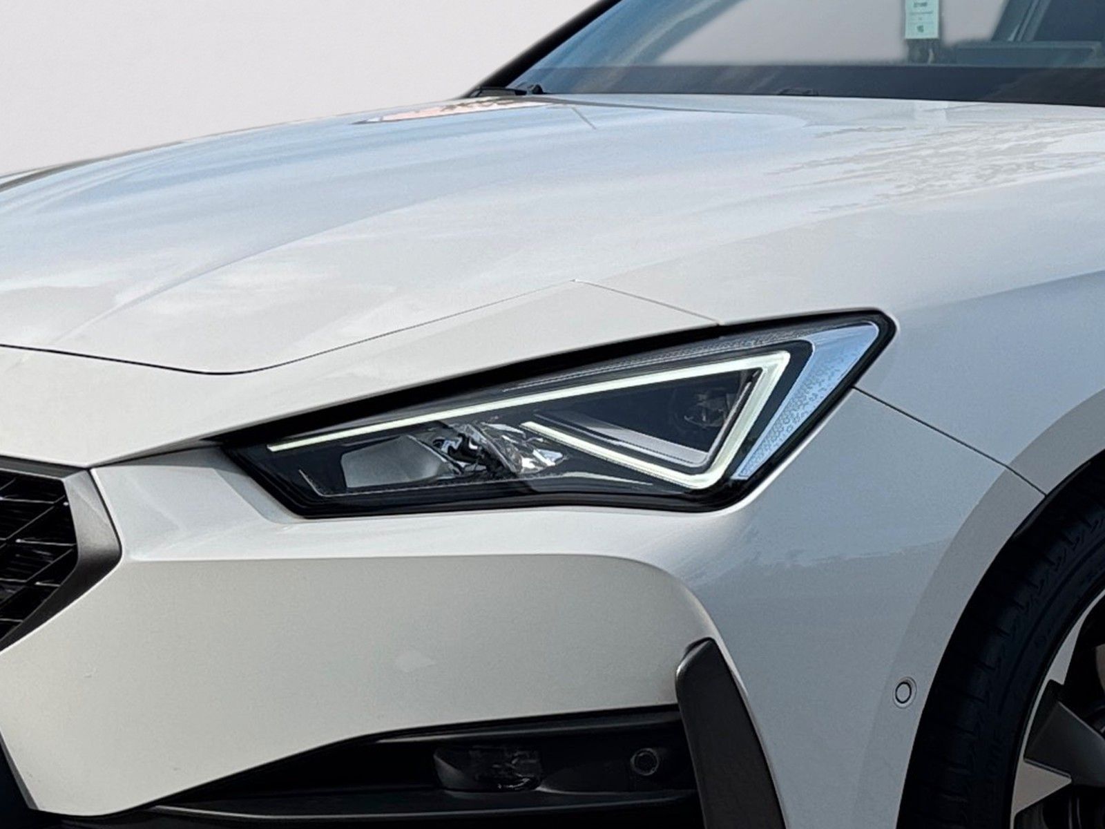 Fahrzeugabbildung CUPRA Leon 1.5 TSI