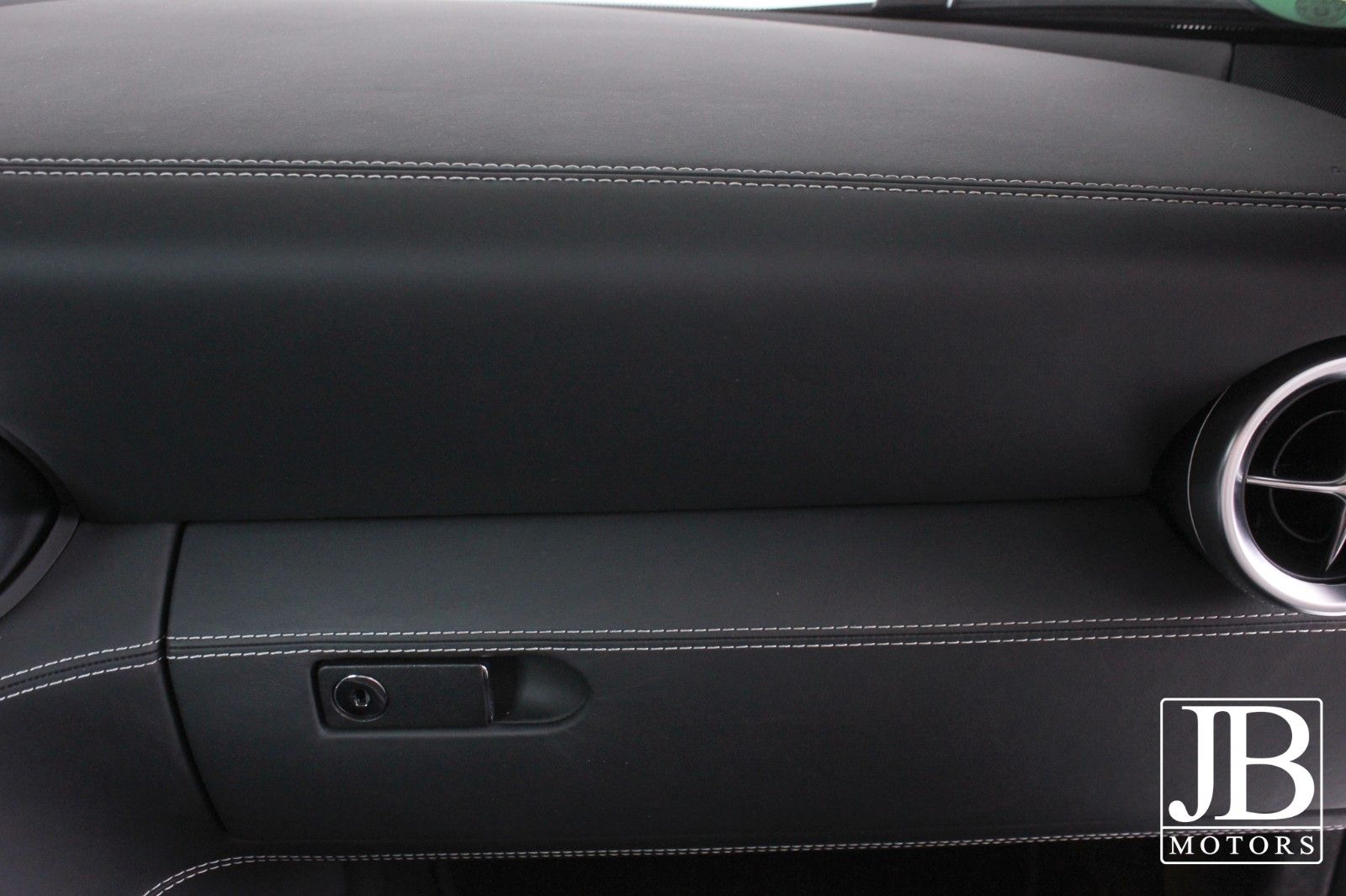 Fahrzeugabbildung Mercedes-Benz SLS AMG Coupe Kamera Memory MB Scheckheft