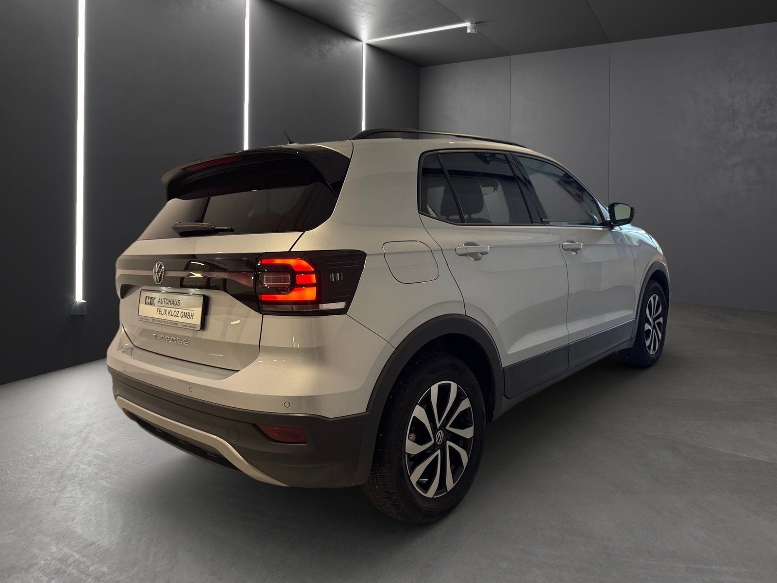 Fahrzeugabbildung Volkswagen T-Cross 1.0 TSI Active*Navi*Sitzh*Einparkhilfe