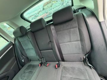Volkswagen Tiguan - 10