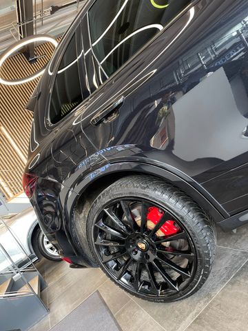 Porsche Cayenne Turbo *PANO*VOLLLEDER*KAMERA*TOTASSIST*