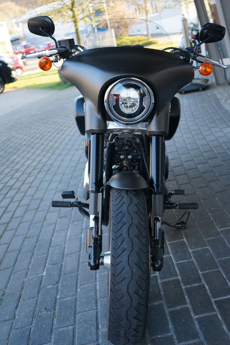 Fahrzeugabbildung Harley-Davidson Sport Glide 107 - MY20 - Guter Zustand - Jekill
