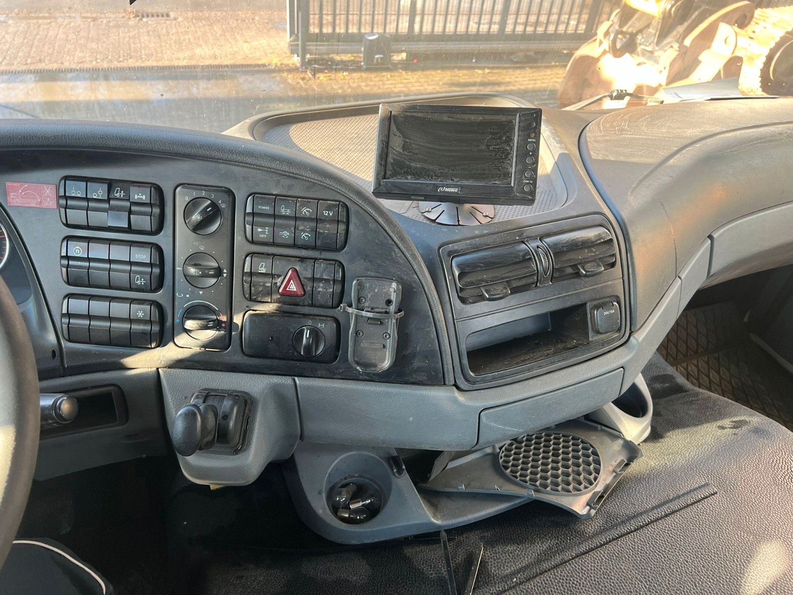 Fahrzeugabbildung Mercedes-Benz Actros 2541/AC/Meiller/Liftachse+Lenkachse/6x2
