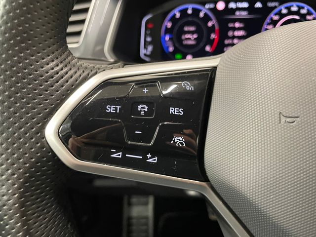 Tiguan R-Line 2.0 TSI DSG 4M AHK NAVI LED